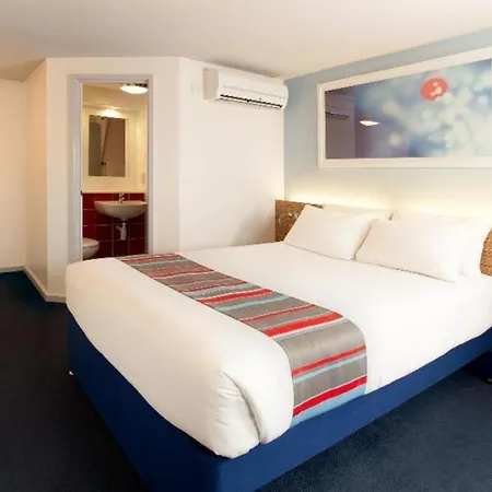 Travelodge Sunbury M3-3